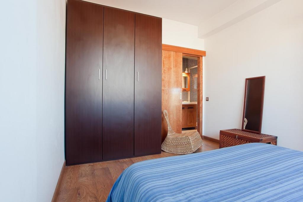 Aparteasy - Atic Sagrada Familia Barcelona Exterior photo